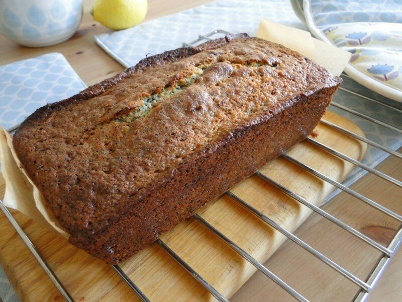 Lemon and Poppy Seed Cake Cooling